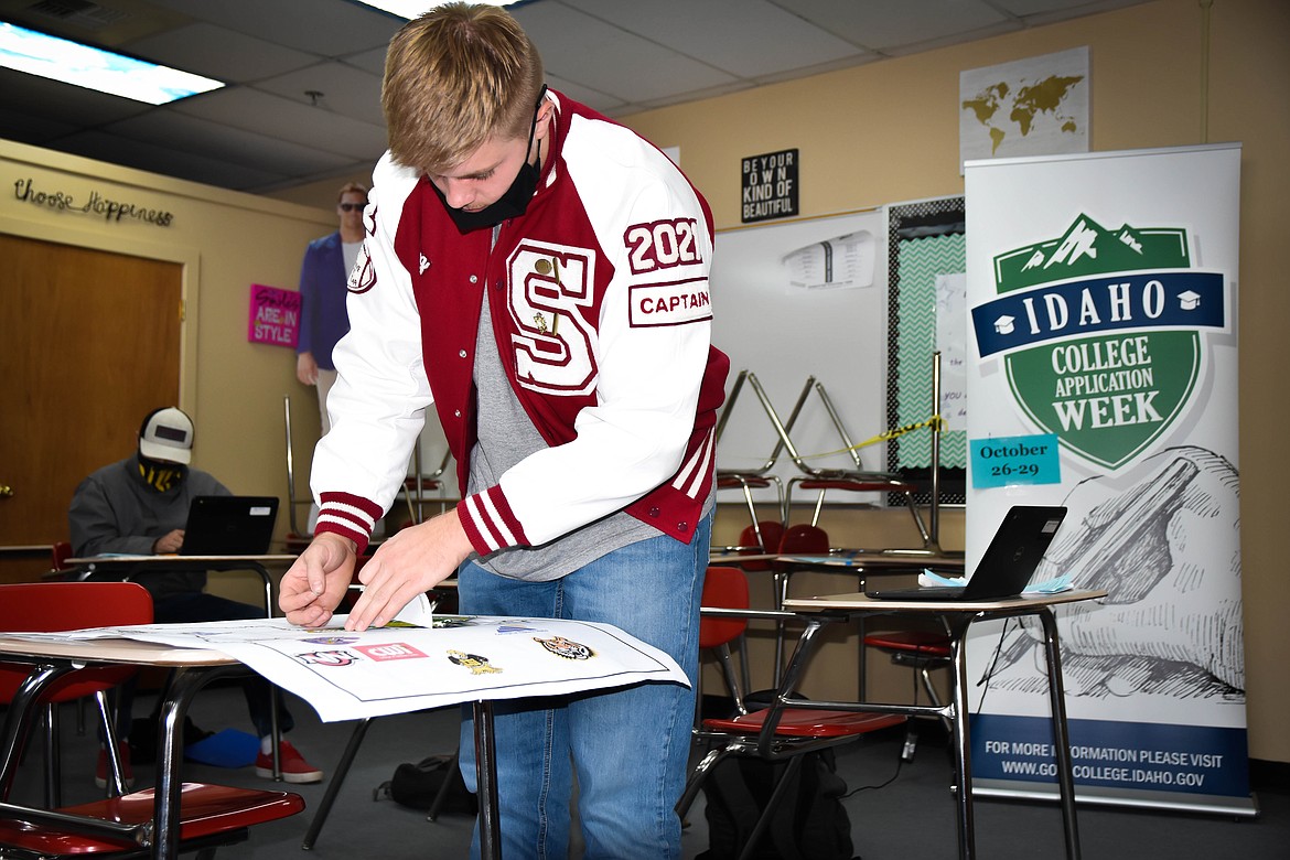 Taggert Benefield, a senior at Sandpoint High School, participates in Apply Idaho.