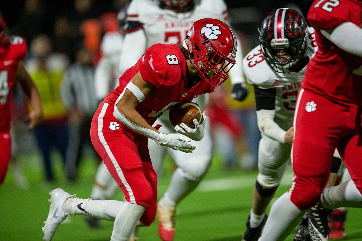 Braden Kappen carries the ball downfield during Friday's game against Hillcrest.