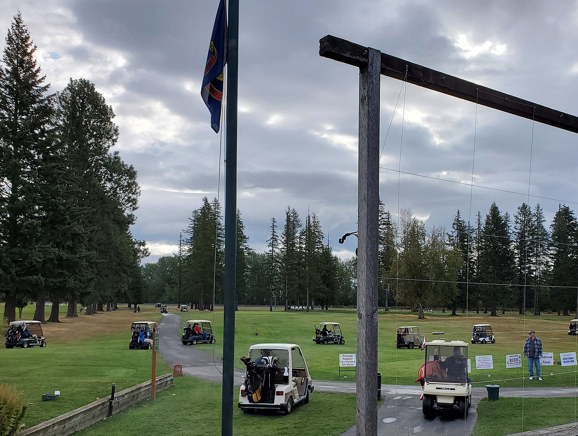 Elks raise over 17,000 for local veterans through annual golf scramble