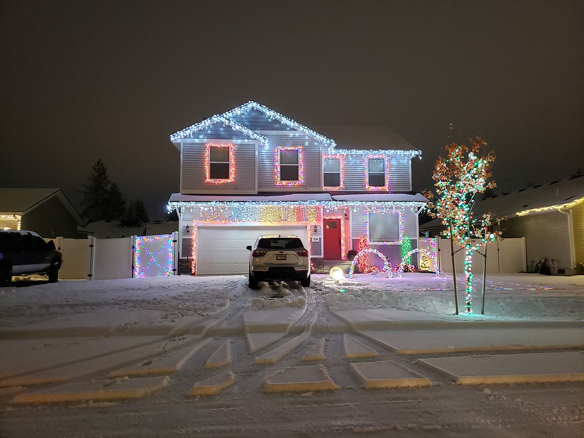 On West Melinda Court, Rathdrum’s winner of the Jingle All the Way best overall decoration award, Jeremy Fromm has lights that synchronize to six holiday classics including “We Wish You a Merry Christmas,” “Hallelujah,” and “Mad Russian.” Photo courtesy Rathdrum Parks and Recreation.
