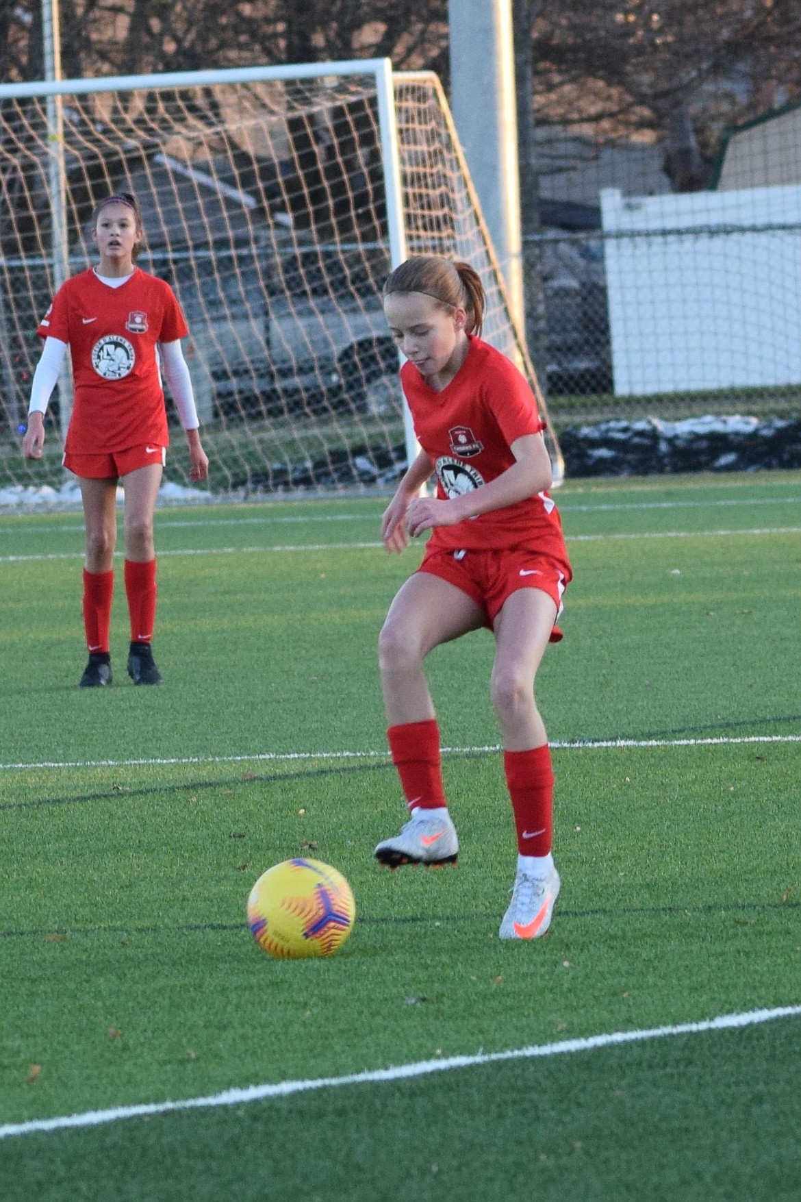 Photo by MARCEE HARTZELL
The Thorns North FC Girls 07 Red soccer team defeated the Spokane Sounders G08 Rave recently in their final game of the fall season, 2-0. Natalie Thompson scored after receiving a behind-the-back flick from Jamie Lawrence. Lily Bole (pictured above) dropped one in the box, just skimming the keepers fingertips, from outside the 18.