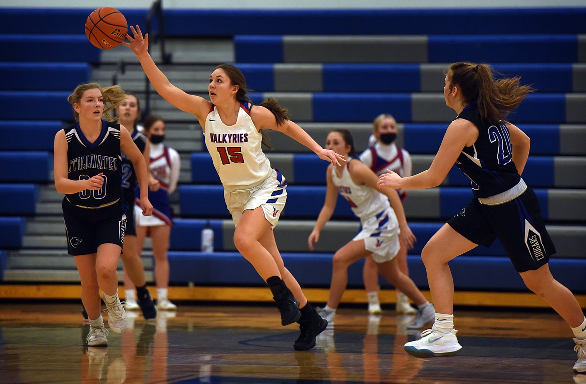 Madison Chappuis comes up with a steal against the Cougars Saturday.
Jeremy Weber