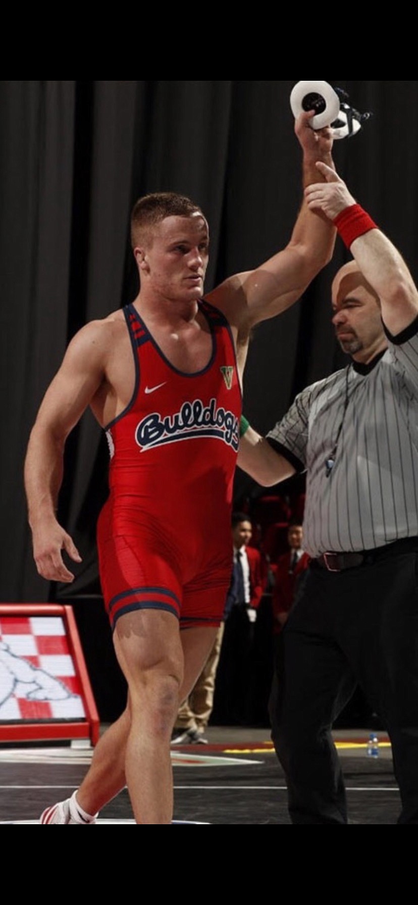 Fresno State Bulldog Hunter Cruz is off to a 4-0 start on the mat this year as he looks to keep the success going in his redshirt sophomore season.