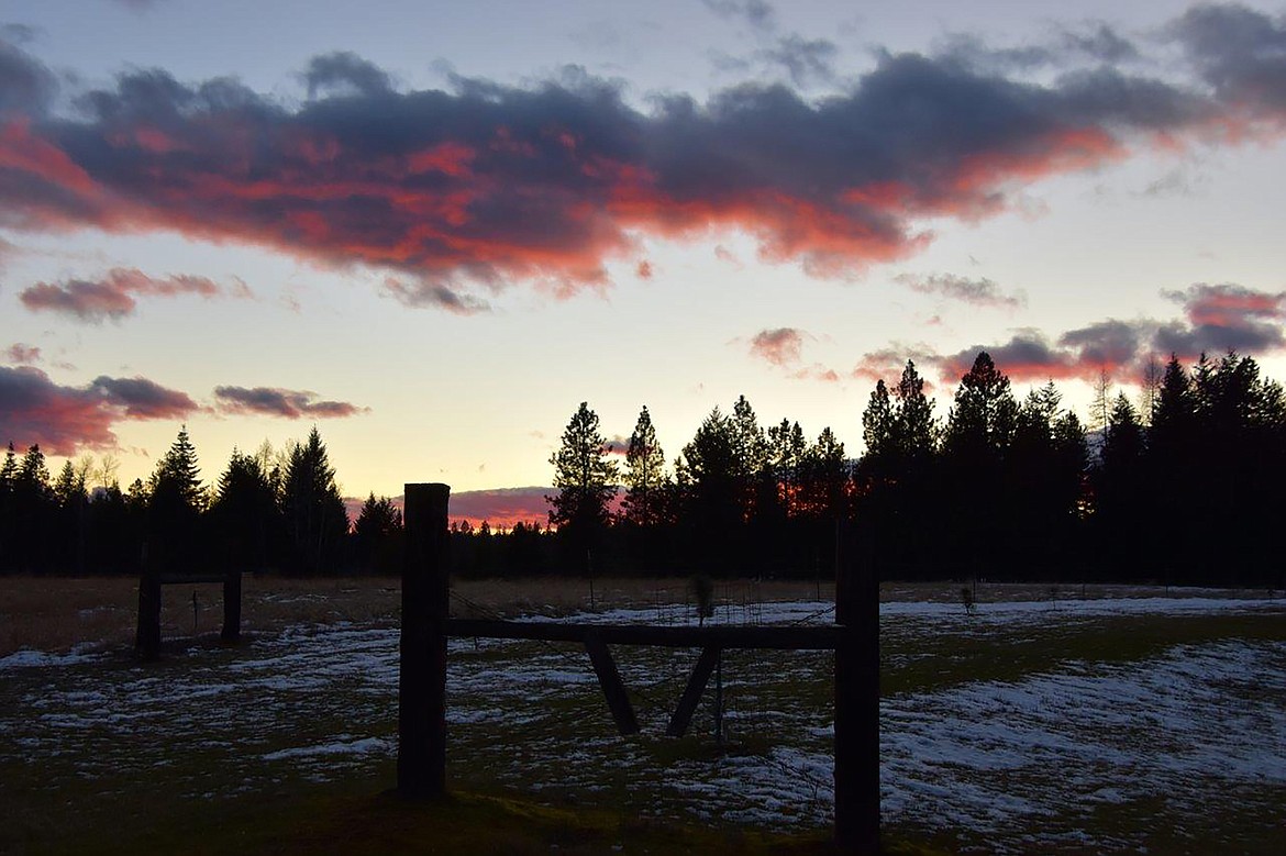 Local photographer Robert Kalberg captured this scene from his home in the Paradise Valley recently.