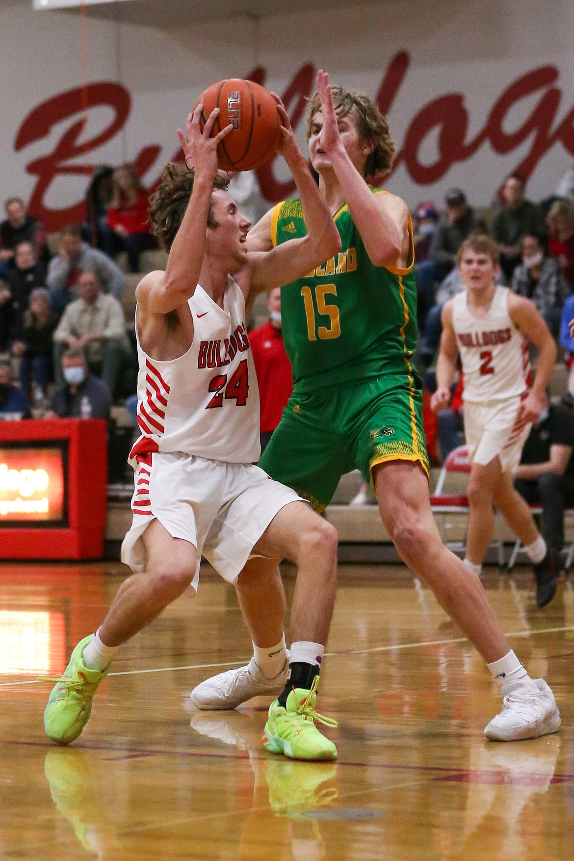 Randy Lane looks to shoot over a Lakeland defender on Thursday.