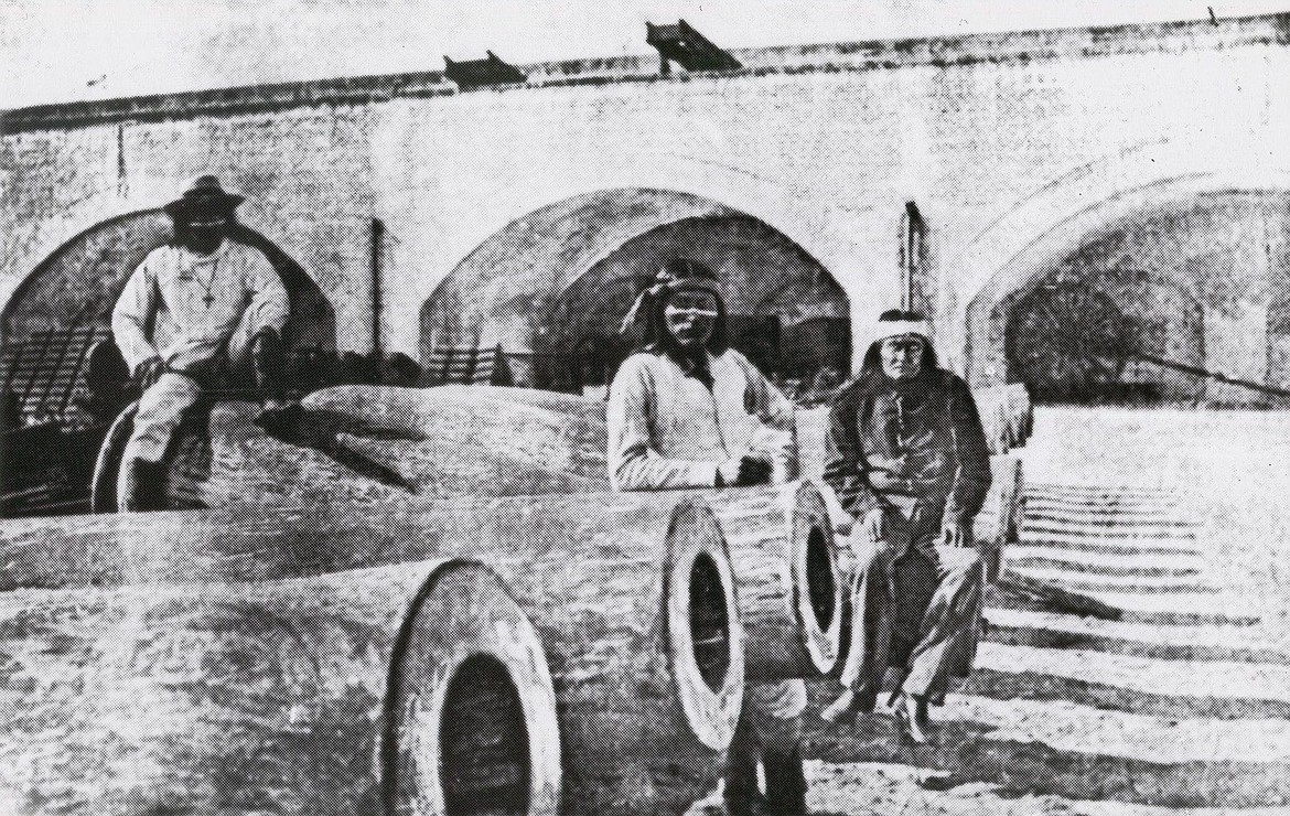 Geronimo on right imprisoned at Fort Pickens in Pensacola, Fla. (1886).