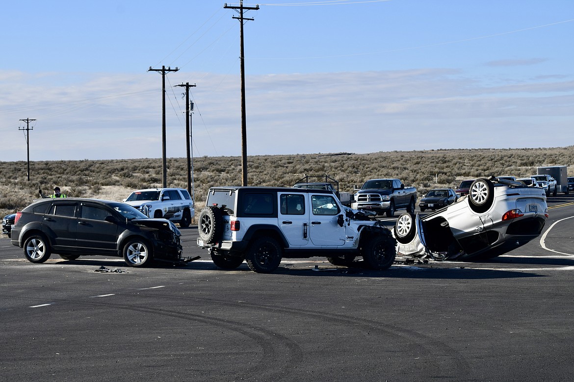 An accident Wednesday at the intersection of McConihe Rd. and SR 17 snarled traffic for more than an hour, but there were no fatalities.