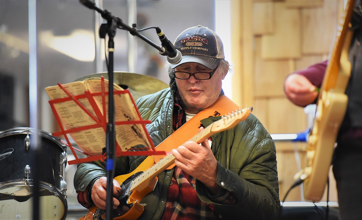 Tony Mathis on guitar. (Scot Heisel/Lake County Leader)
