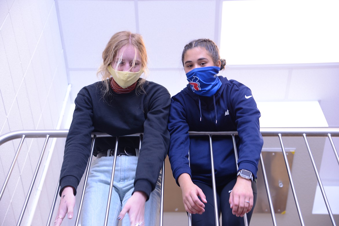 Bigfork students hang out on campus while wearing masks.
Courtesy of Bigfork High School Yearbook Staff