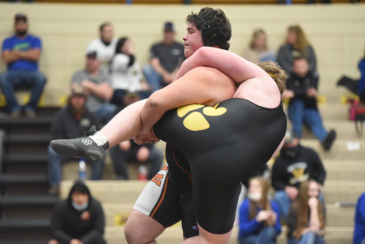Ronan’s Max Morency tangles with Whitefish’s Kai Nash at 285 pounds Friday at Libby. (Will Langhorne/The Western News)