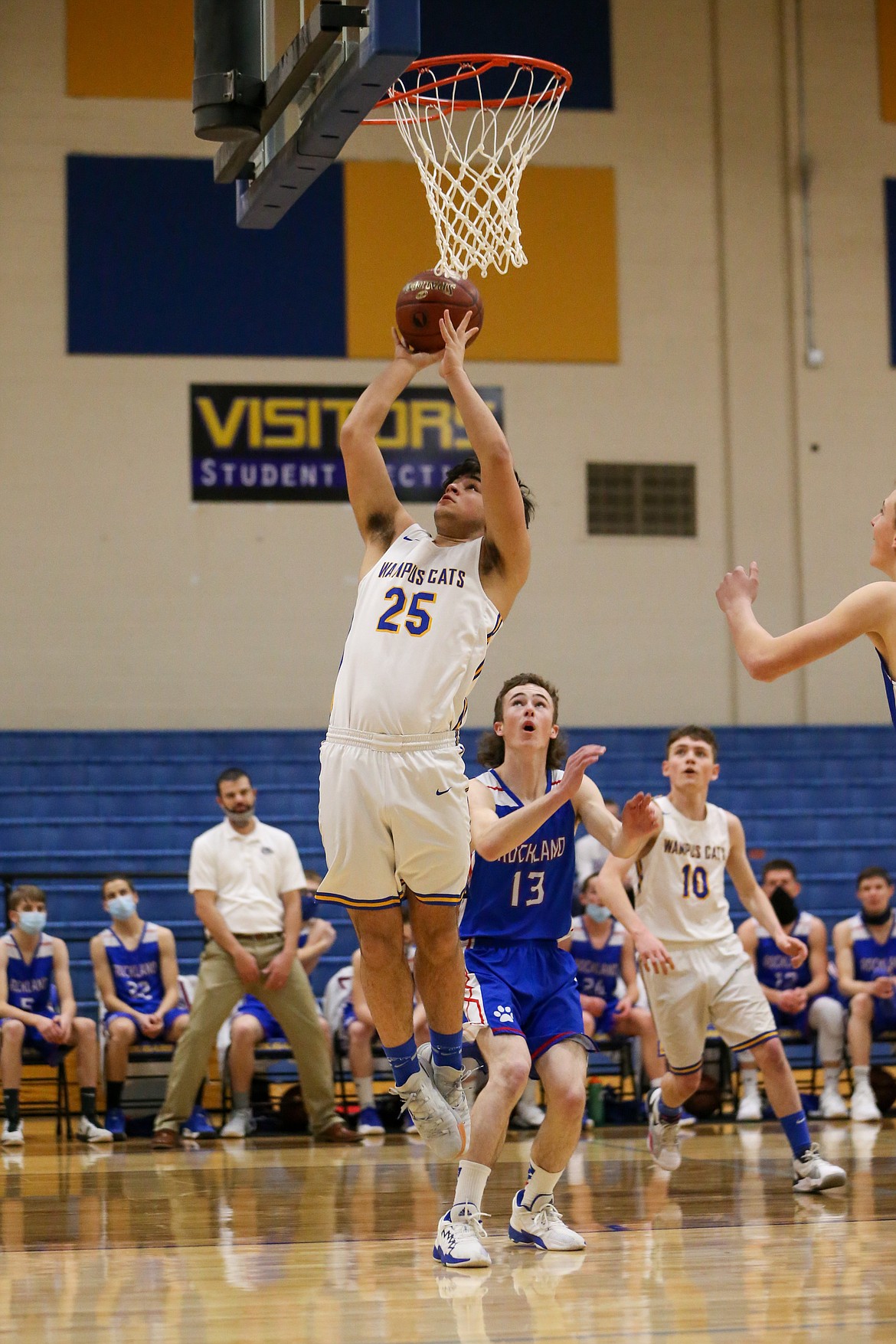 Clark Fork sophomore Antonio Mayorga converts a layup on Wednesday.