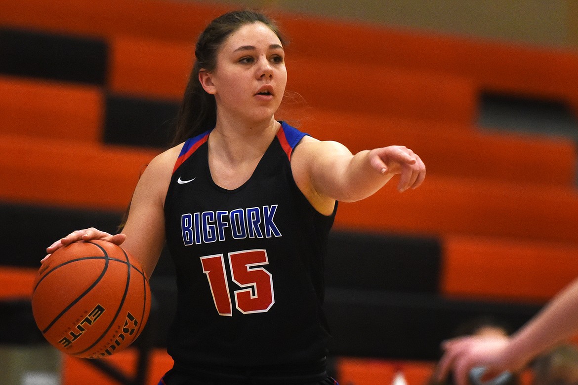 The Valkyries battled it out on the court during the Western B Divisional Basketball Tournament in Eureka last weekend.
Jeremy Weber/Bigfork Eagle