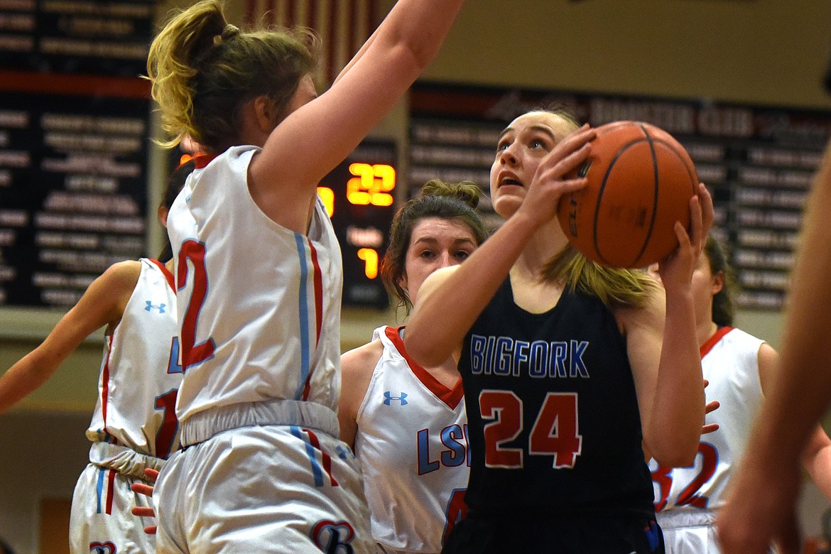 The Valkyries battled it out on the court during the Western B Divisional Basketball Tournament in Eureka last weekend.
Jeremy Weber/Bigfork Eagle