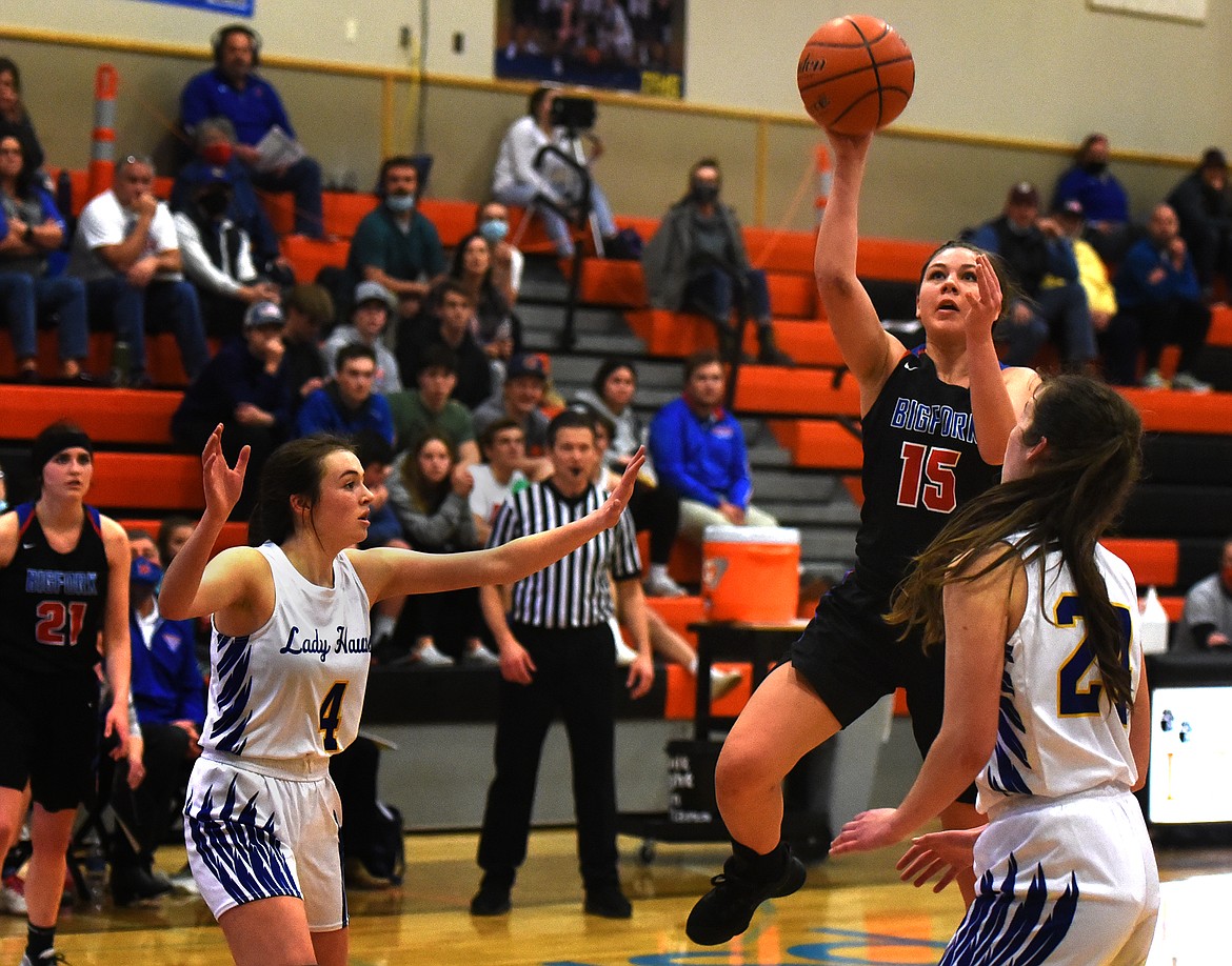 The Valkyries battled it out on the court during the Western B Divisional Basketball Tournament in Eureka last weekend.
Jeremy Weber/Bigfork Eagle