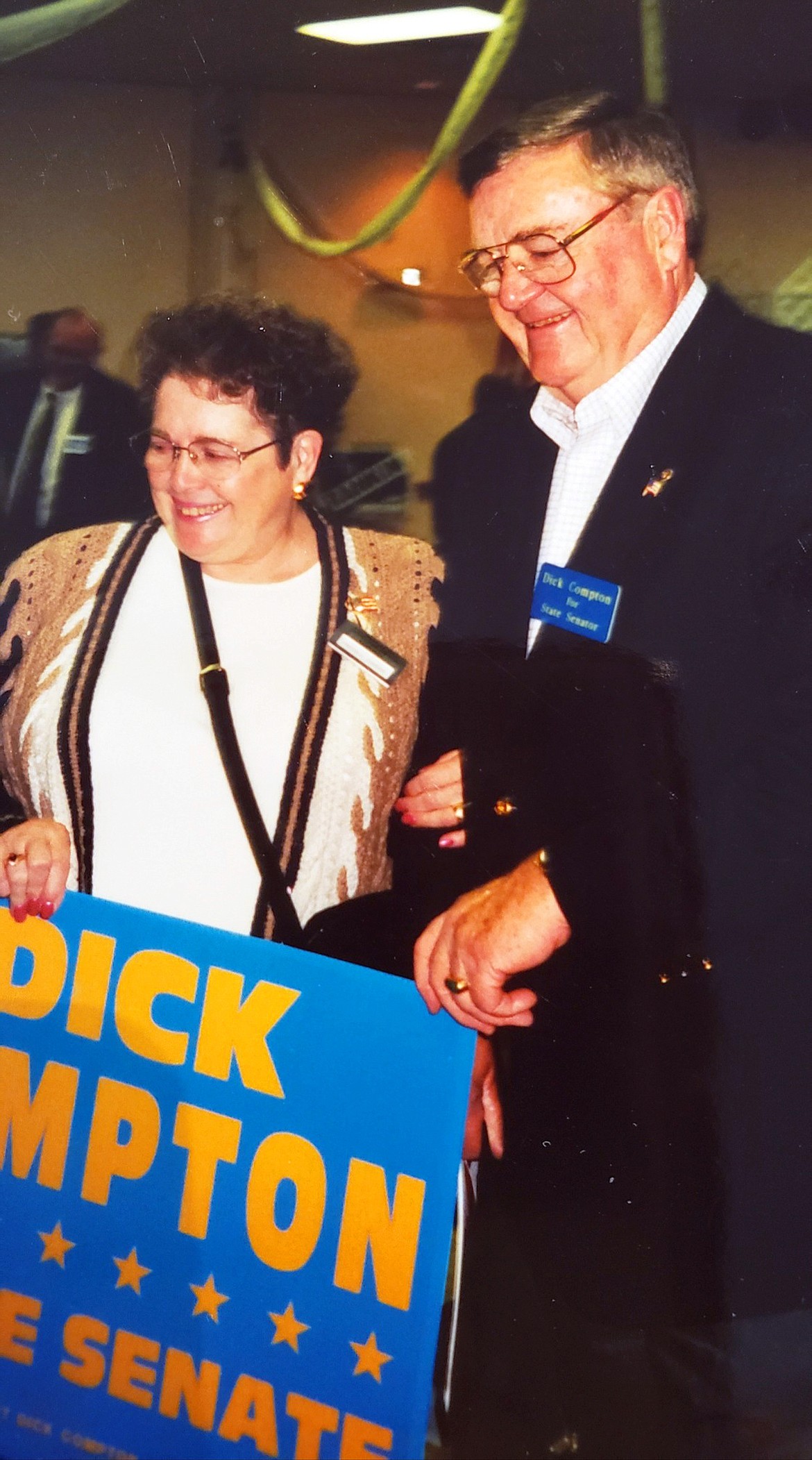 Dick Compton with wife Janette during his campaign for the Idaho Senate.