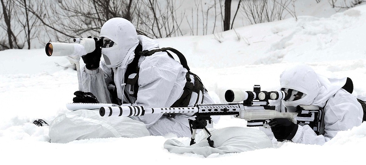 South Korean Army snipers in winter conditions.