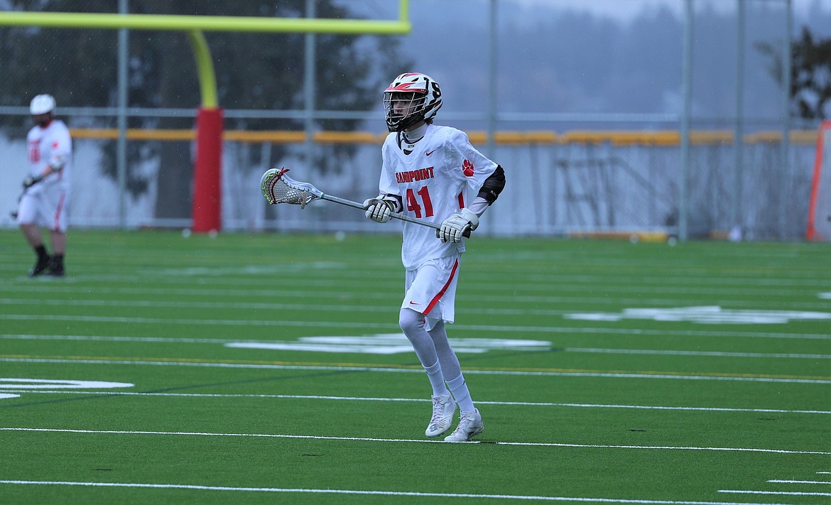 Koen Christoferson brings the ball upfield for the Bulldogs on Wednesday.