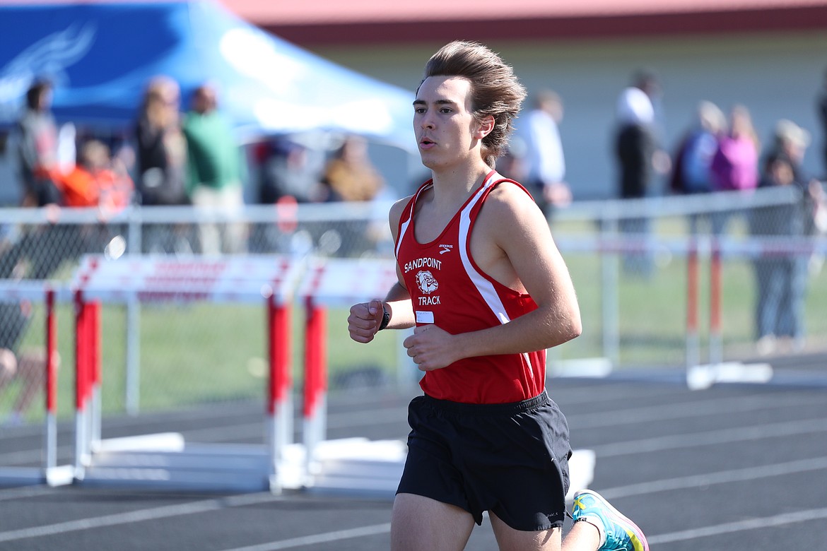 Boys nearly break school record in 4x800 at Christina Finney Relays |  Bonner County Daily Bee