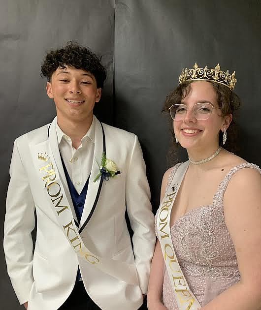 Prom queen and king crowned at Thompson Falls | Valley Press/Mineral ...