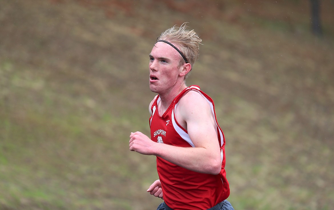 Ben Ricks closes in on the finish in the 3200 on Saturday.