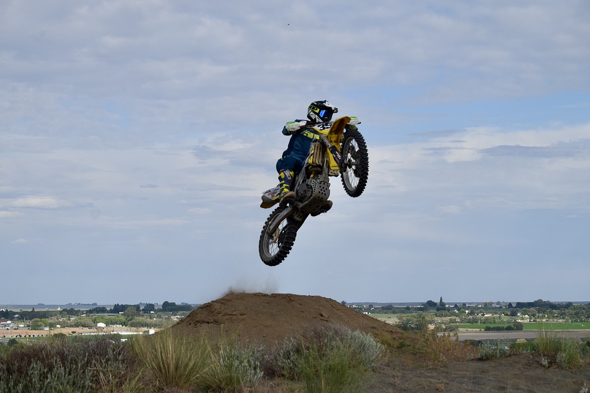 Moses Lake native Alex Harvill starts a short jump at the Soap Lake Sandpits.