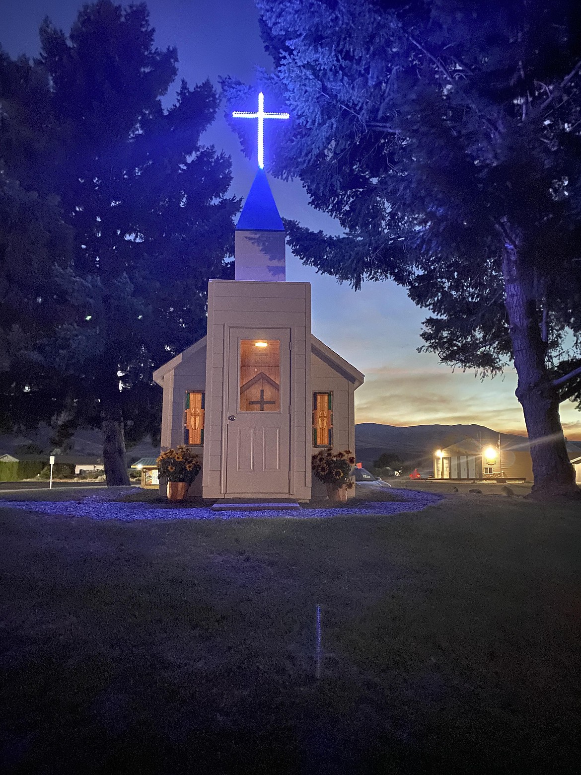 The refurbished chapel in Desert Aire at sunset. Volunteers repaired and upgraded the chapel last year as part of the community’s 50th anniversary.