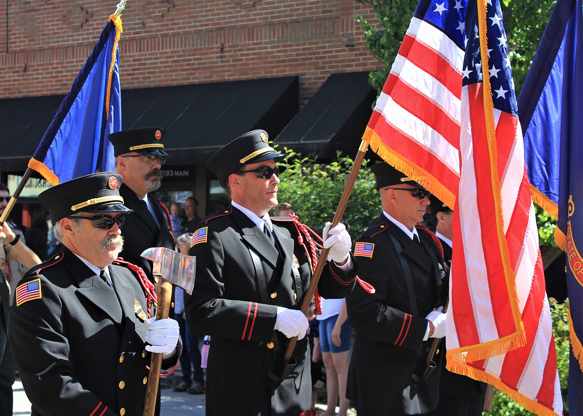 Fire department honor guard, Memorial Day parade 2021 (Photo by Rose Shababy)