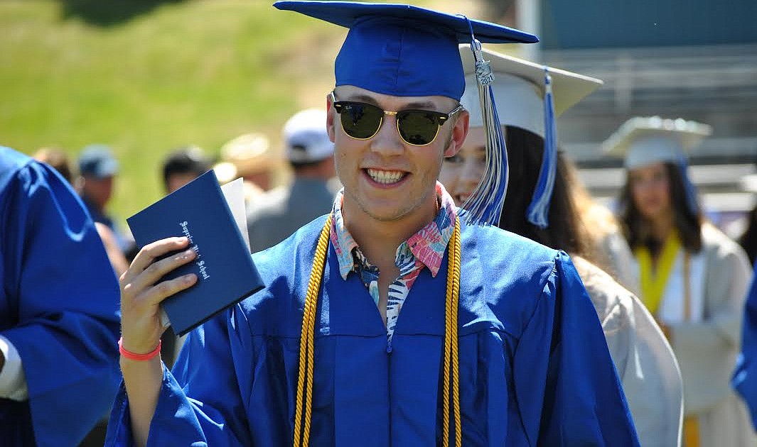 Superior celebrates its high school graduates | Valley Press/Mineral ...