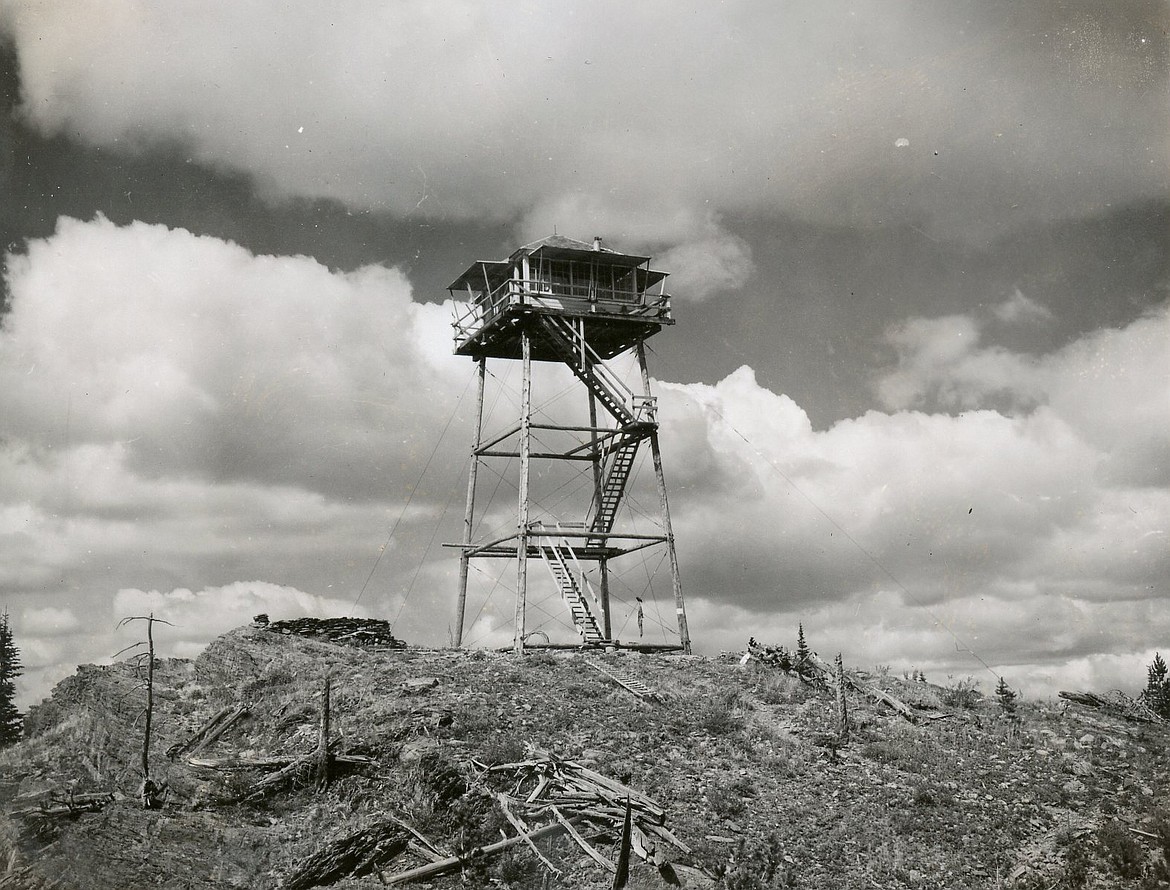 The 40-foot tall Blacktail Mountain Lookout the afternoon of August 19, 1937. (M.E. Boorman photo)