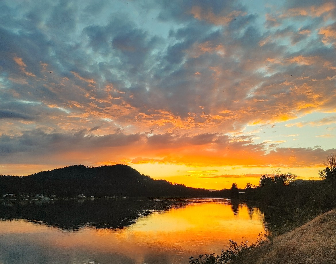 Malissa Puga captured this spectacular sunset earlier this month. If you have a photo that you took that you would like to see run as a Best Shot or I Took The Bee send it in to the Bonner County Daily Bee, P.O. Box 159, Sandpoint, Idaho, 83864; or drop them off at 310 Church St., Sandpoint. You may also email your pictures in to the Bonner County Daily Bee along with your name, caption information, hometown and phone number to bcdailybee@bonnercountydailybee.com.