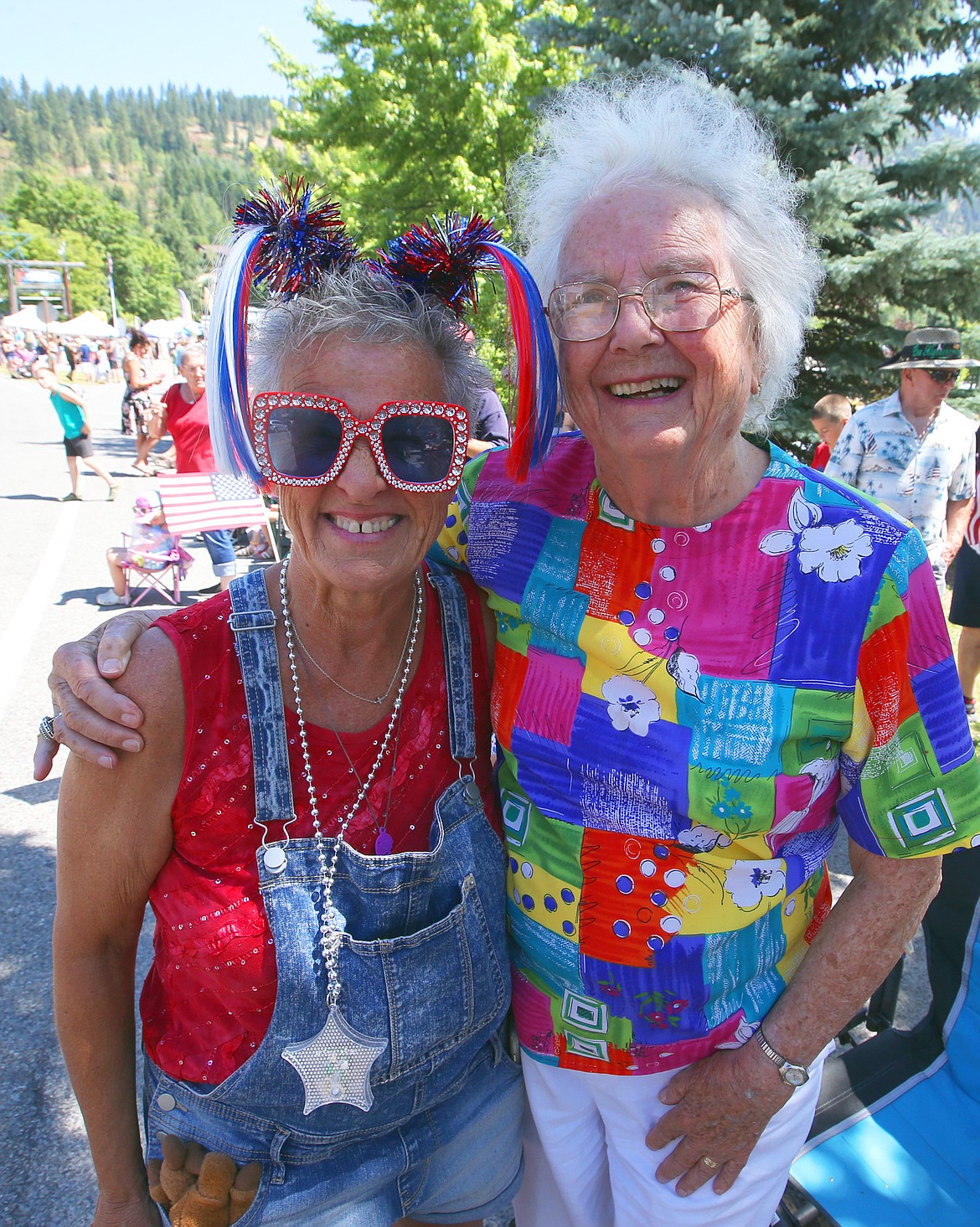 Vicky Richard, left, enjoys a laugh with Shirley Wiley before the Bayview Daze parade on Saturday.