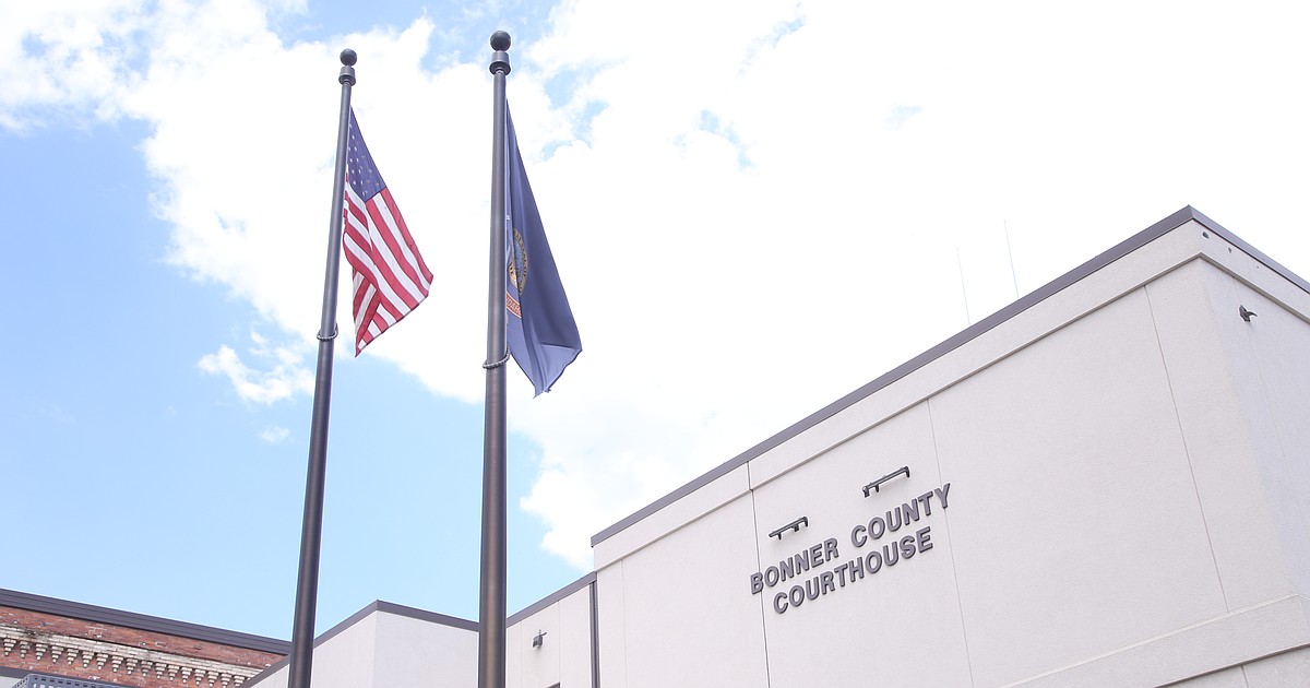 Martinez-Perez pleads not guilty, lewd conduct