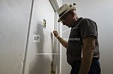 US appeals court refuses to end CDC's eviction moratorium