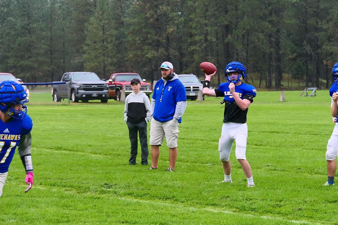 New starting quarterback Elijah Ratliff loosens up during a recent practice in Thompson Falls. (Chuck Bandel/Valley Press)