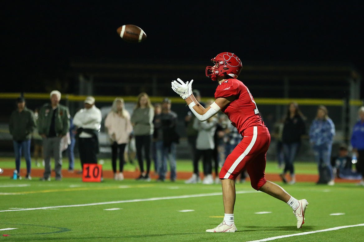 Connor Hindberg reels in his first touchdown catch.