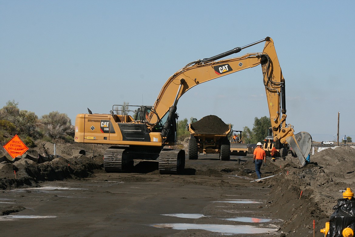 MOSES LAKE — Road reconstruction triggered by construction of a Love’s Travel Stop on the west side of Moses Lake, on the south side of Interstate 90, will cause a series of temporary road closures.