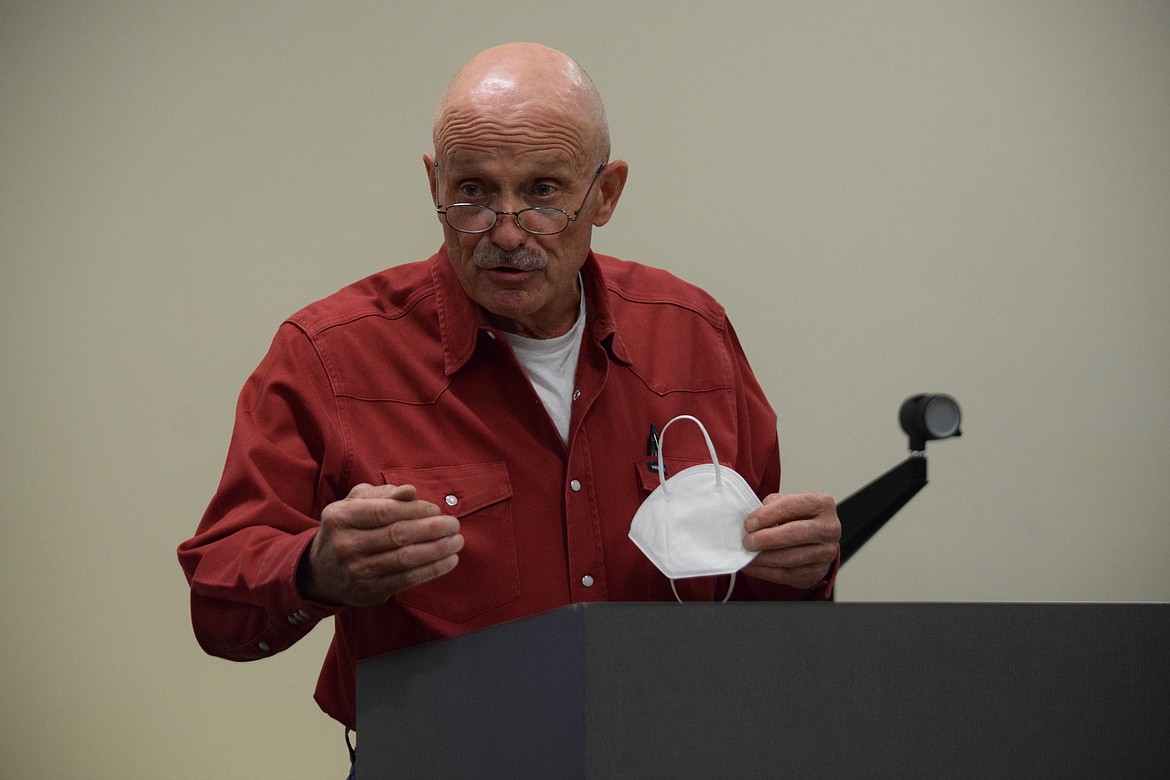 Rep. Tom Dent, R-Moses Lake, talks about the need to work together at Thursday’s regular meeting of the Moses Lake School Board.