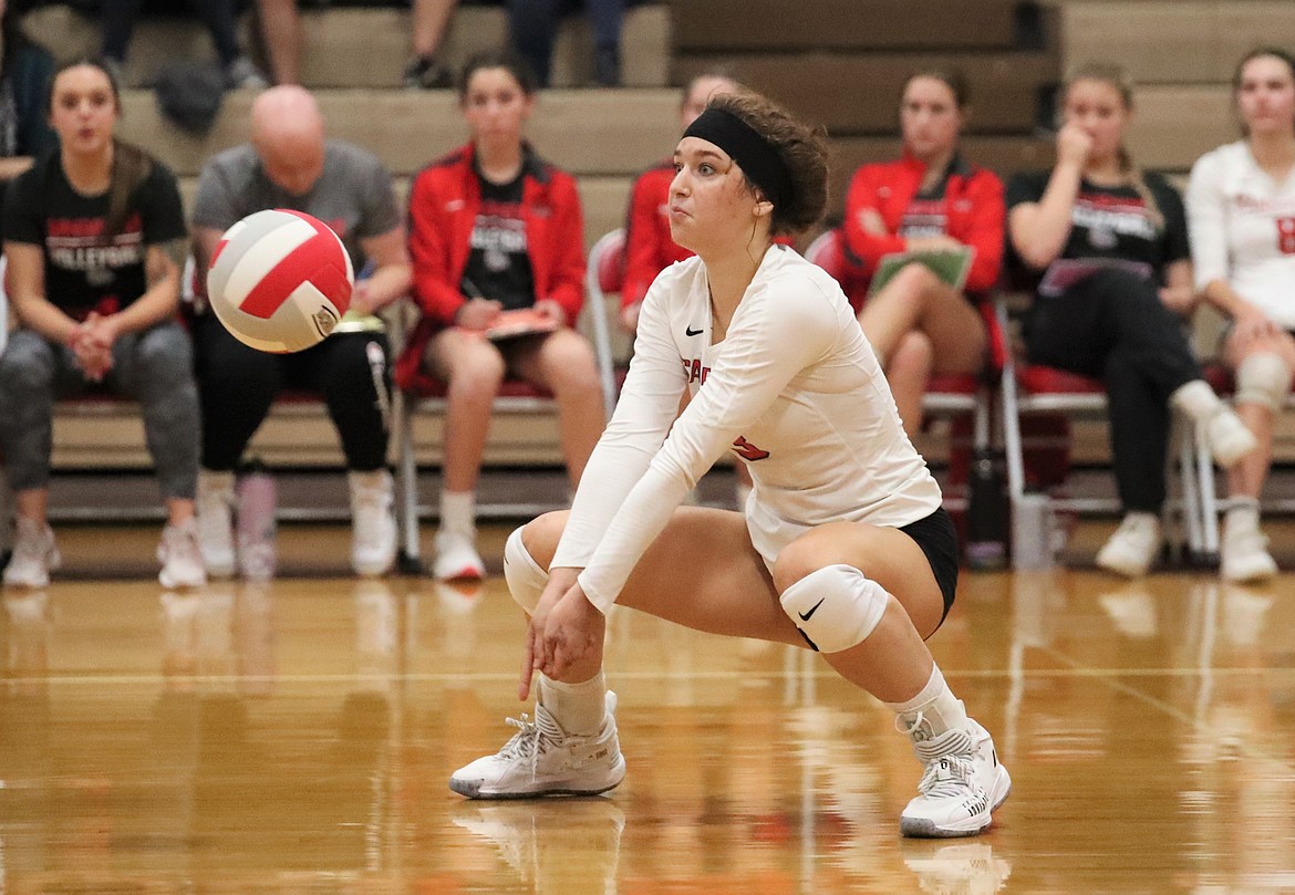 Lauren Breuner gets down for a dig during Saturday's match.