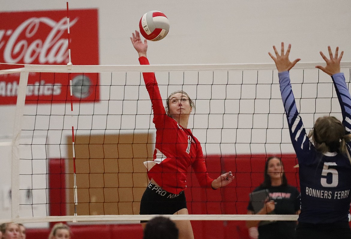 Hailey Roeder rises up for a kill on Saturday.