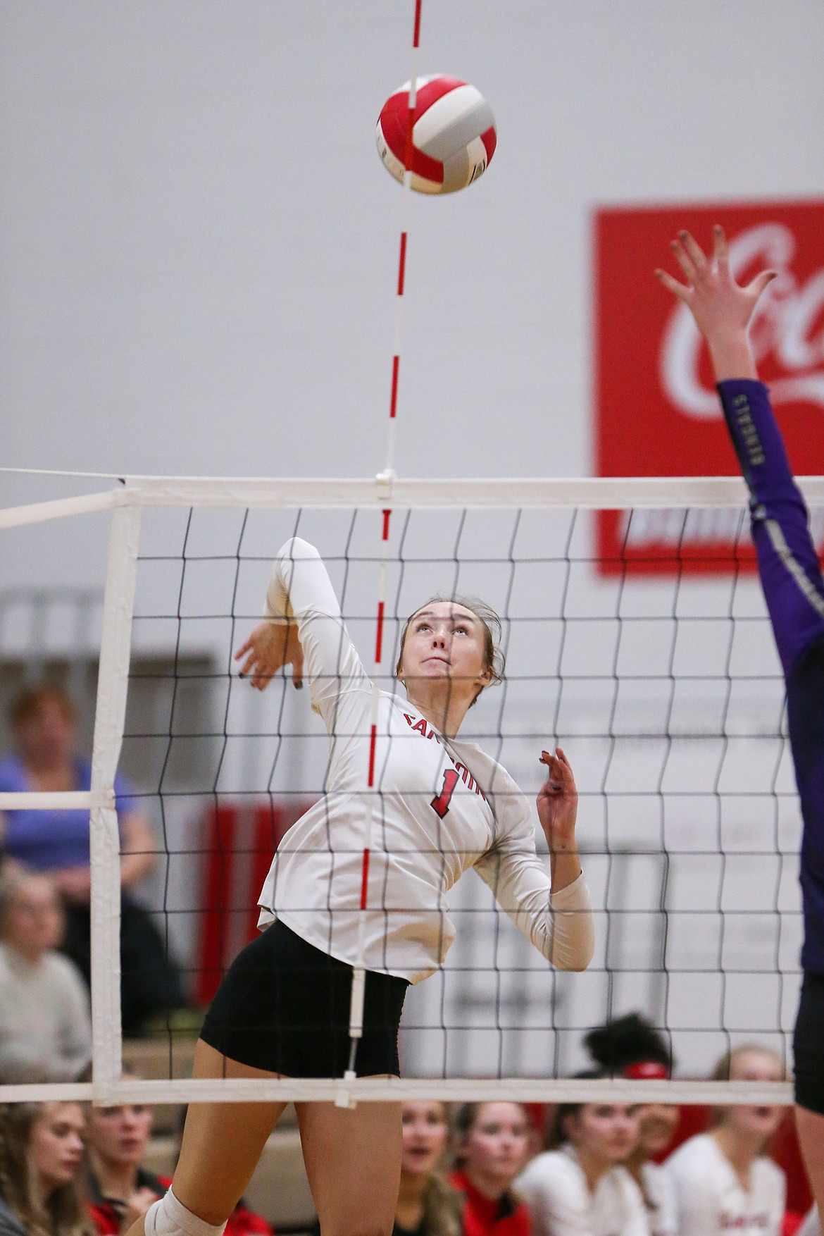 Hailey Roeder prepares to rise up for a kill.