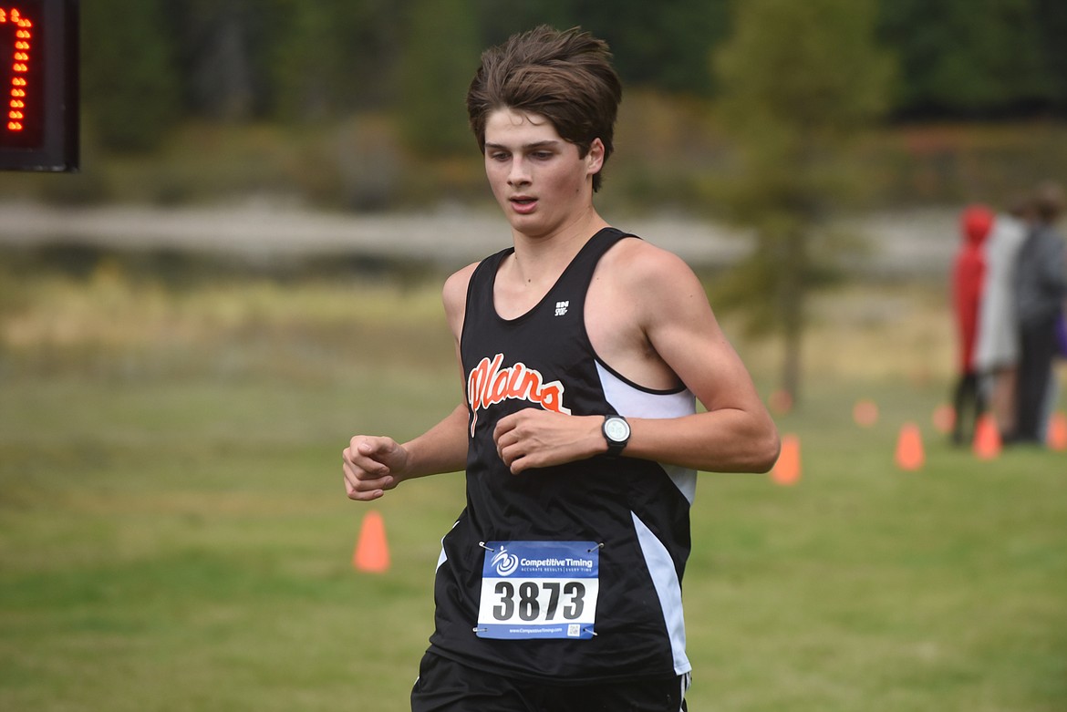 Plains sophomore Brenden Vanderwall placed 36th in last week’s Western B cross country divisional at Rivers Bend Golf Course. His time was 21:06.59. (Scott Shindledecker/Valley Press)