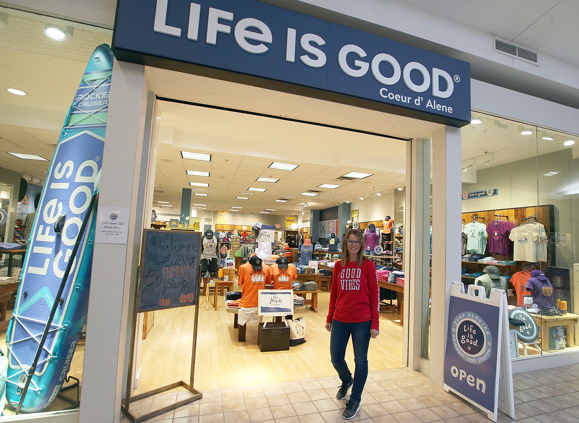 Kirsten Ridgewell, manager of Life is Good, stands in front of the store at the Silver Lake Mall.
