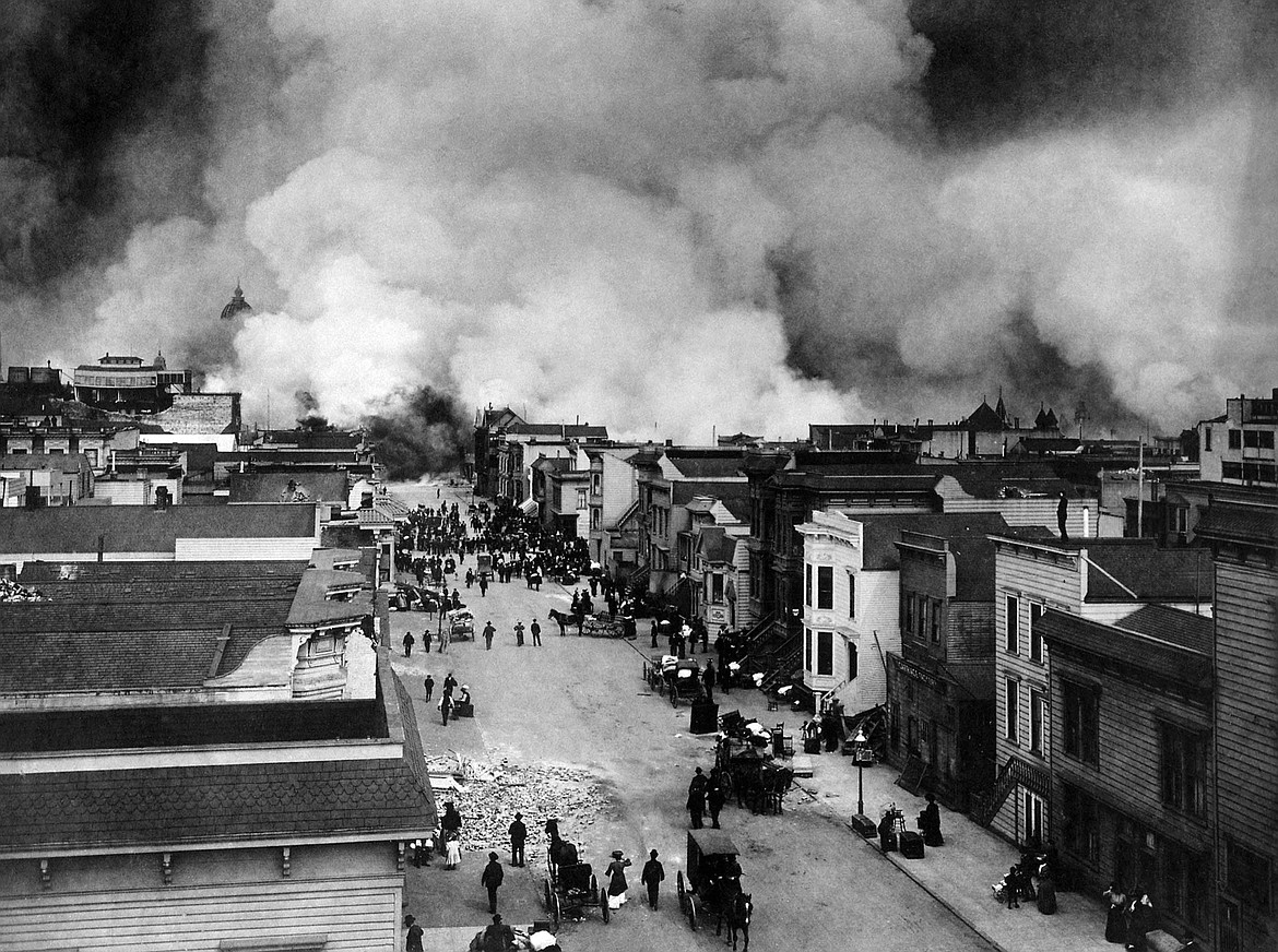 Burning of Mission District in 1906 San Francisco Fire, caused by 7.9 magnitude earthquake.