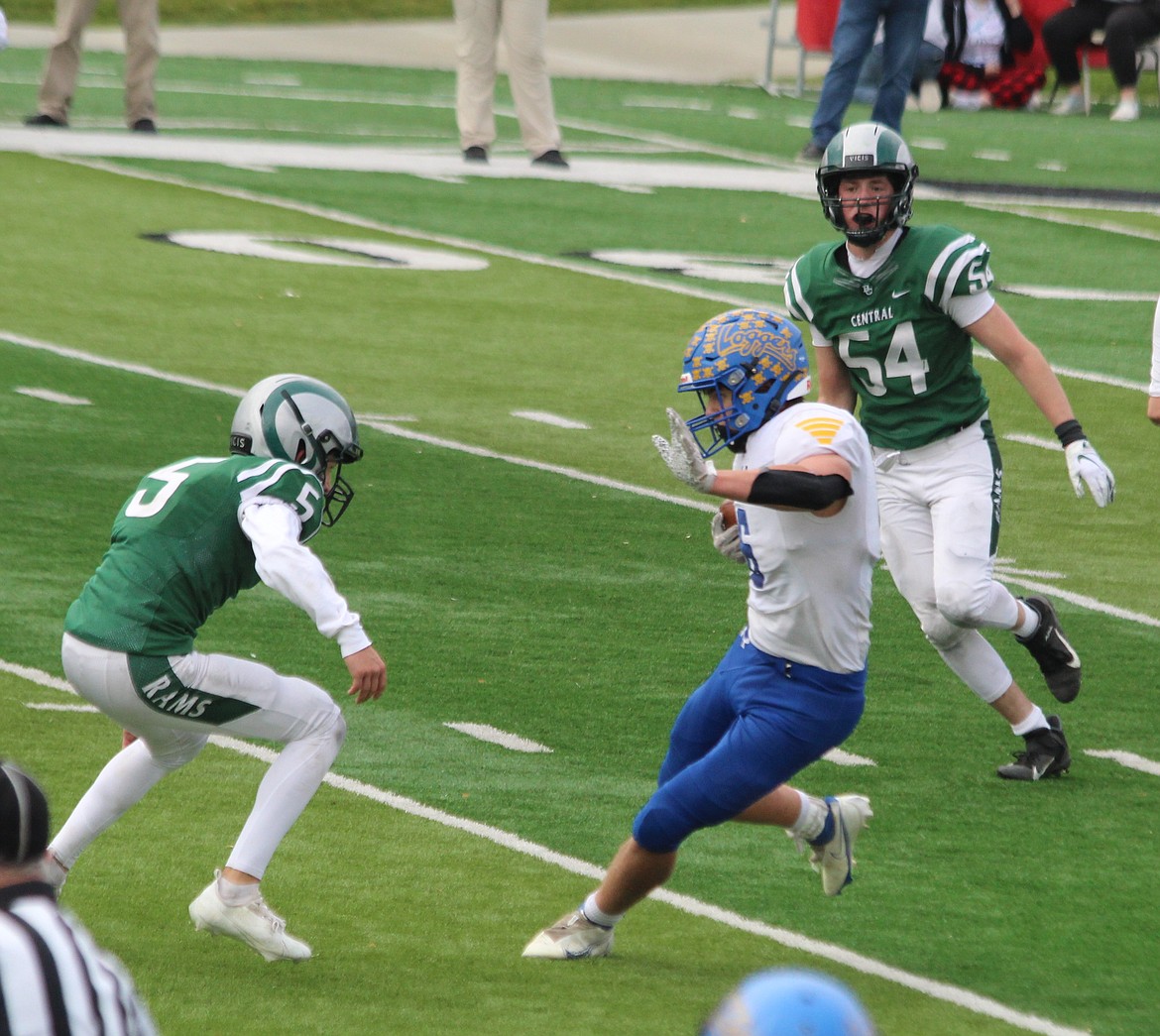 Cy Stevenson runs the ball during an Oct. 30 game against Billings Central. (Photo courtesy of Paula Collins)