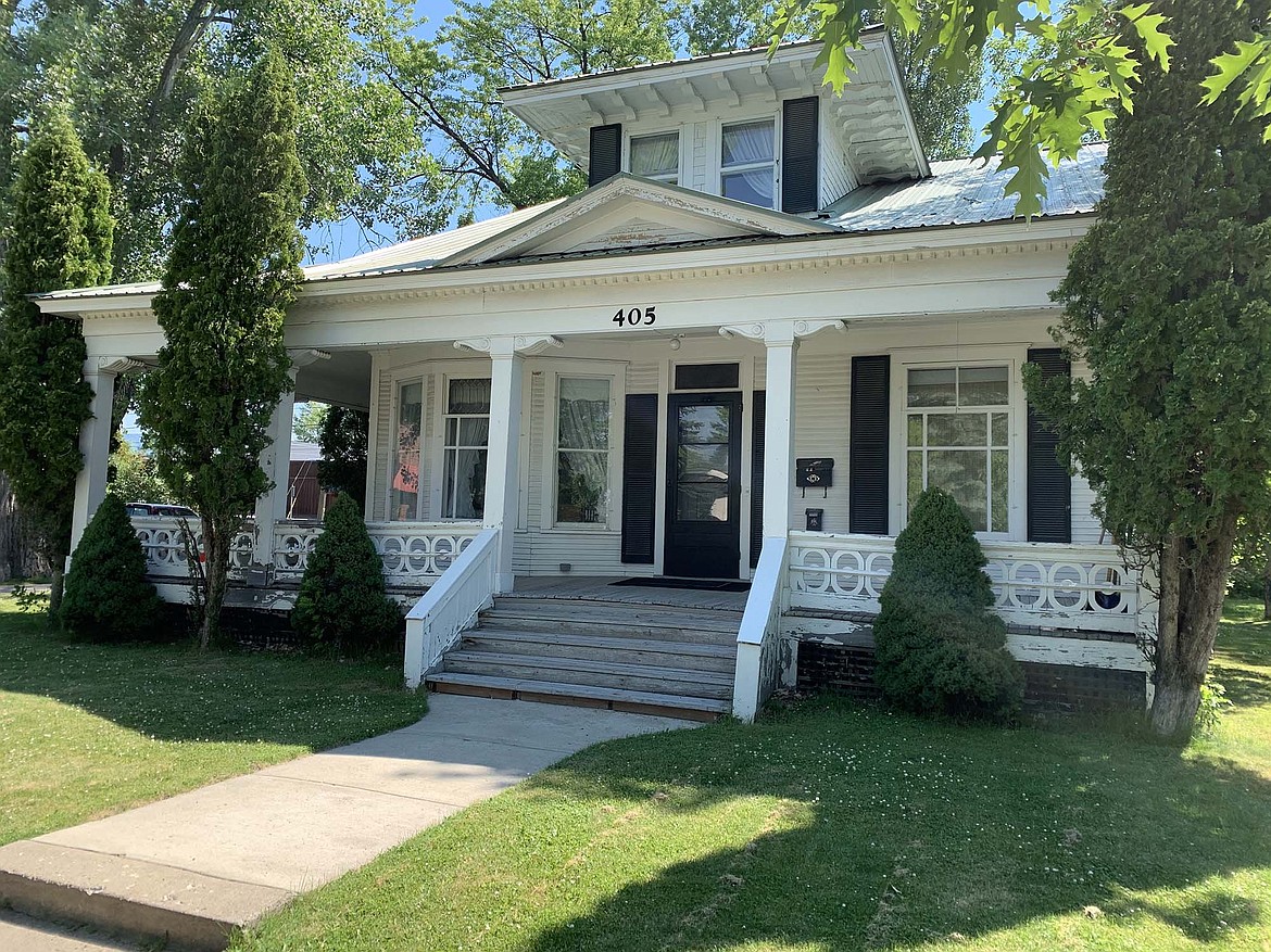 A photo of the Houston home at 405 Central Avenue prior to construction beginning on the home. (Courtesy photo)