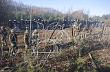 Tensions rise in migrant standoff at Poland-Belarus border