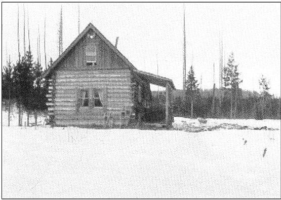 The Billy Kruse Cabin north of Polebridge in 1929. (Courtesy photo)