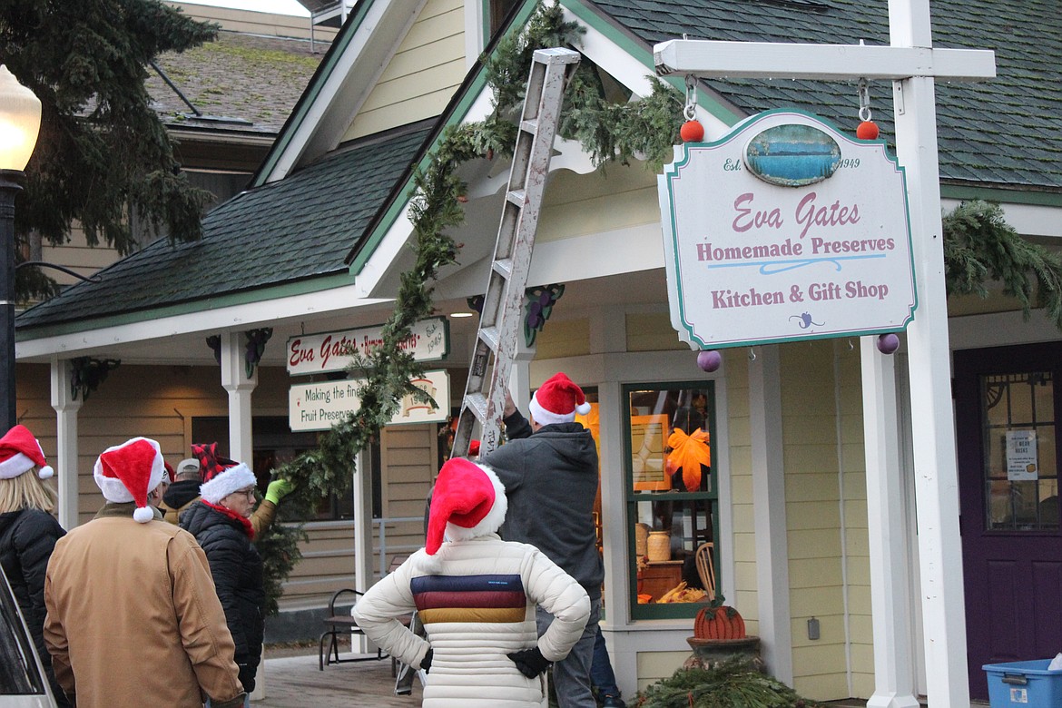 PHOTOS Bigfork Elves decorate downtown for Christmas Bigfork Eagle