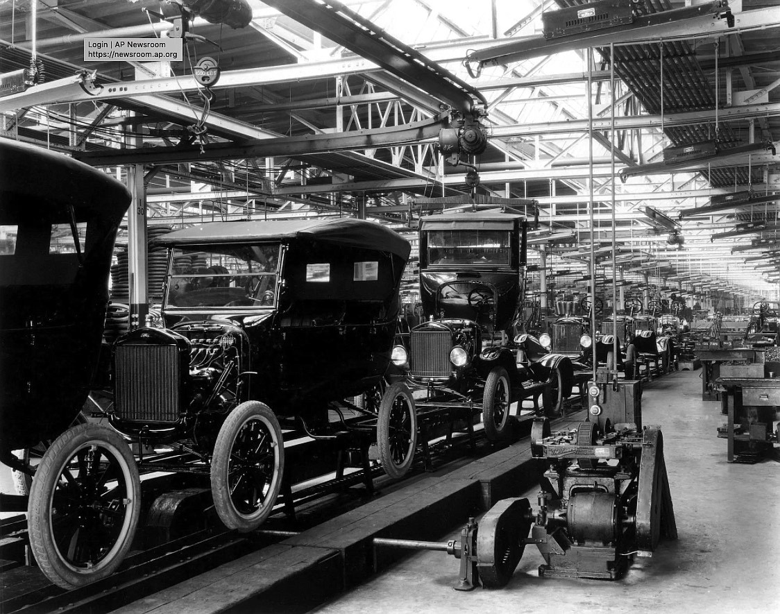 Ford Model T assembly line 1913.