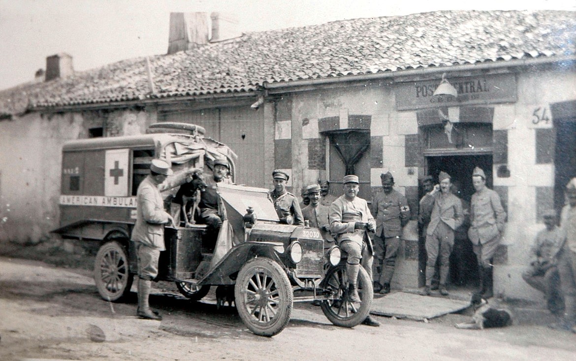 Ford Model T ambulance in France in World War I.
